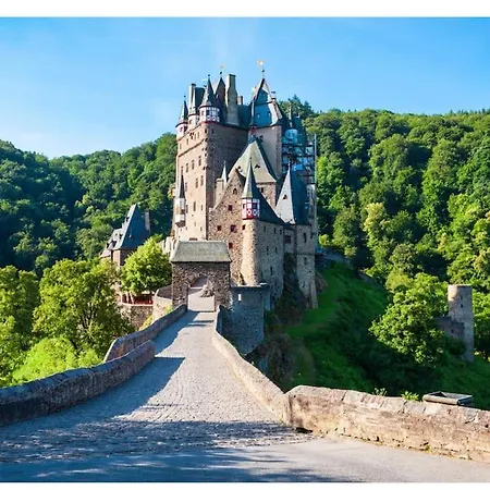 アパート Zeitlos Maifeld Eifel Nahe Rhein Bis Zu 5 Personen Einzel Oder Doppelbetten