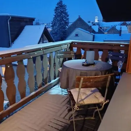アパート Zeitlos Maifeld Eifel Nahe Rhein Bis Zu 5 Personen Einzel Oder Doppelbetten Ochtendung